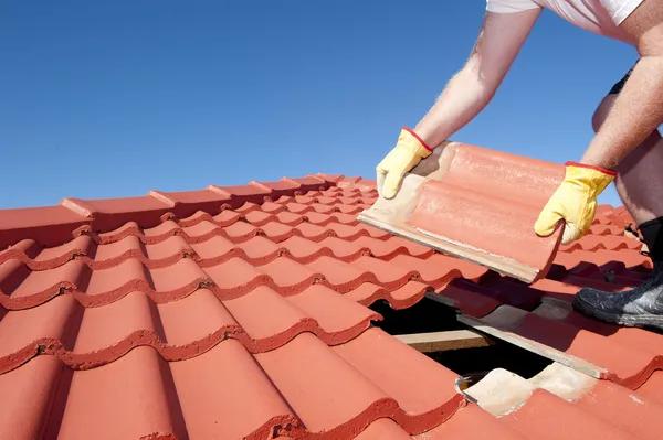 Expert Neenah Roofing Contractors at Your Service