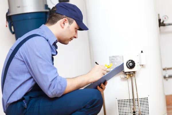 Emergency Water Heater Repair in St. Francis – Fast and Reliable Service